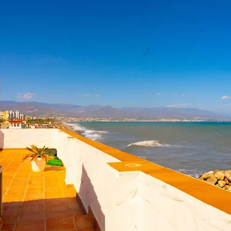 Paraiso Del Mar בית הארחה