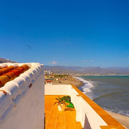 Paraiso Del Mar בית הארחה